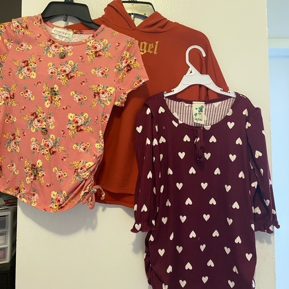 Other - 3 girls top